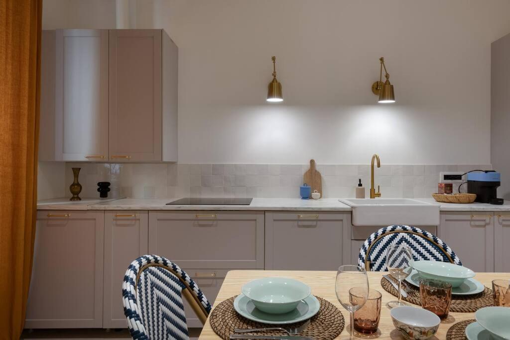 Foscolo 46 - Elegant Family Apartment Trieste Exterior foto